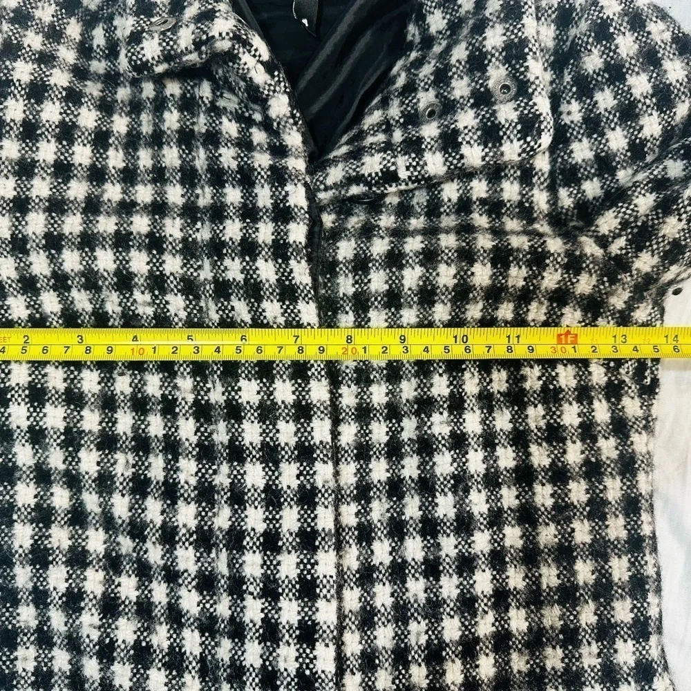H&M Black and White Checkered Coat - Picture 3 of 5